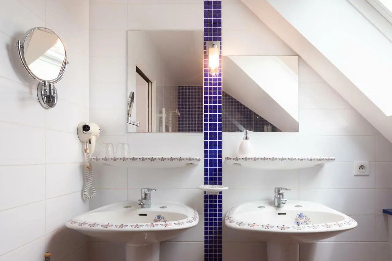 Les Vestiges Du Jour - Jacuzzi Spa Clohars-Fouesnant